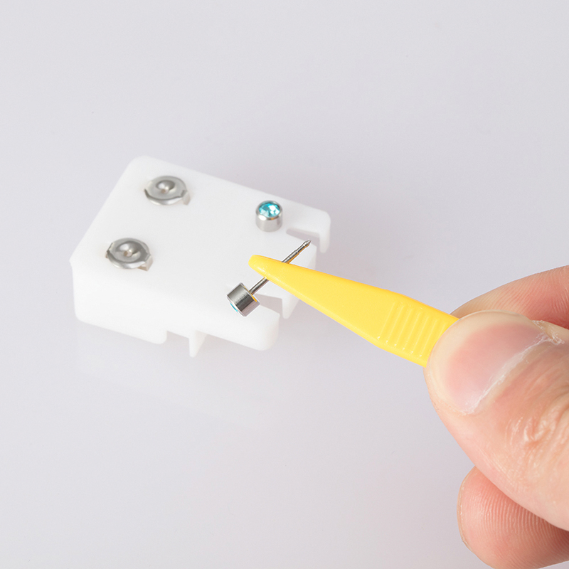 10 pz Perline di Plastica Pinz - Body Jewelry Implants recensione e prezzo