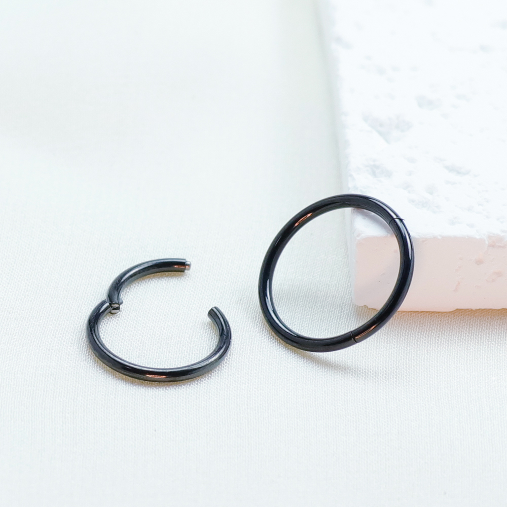 F136 Titanio Piercing Nero Ane - Body Jewelry Implants recensione e prezzo